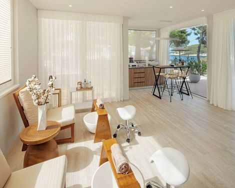 Gava Waterman Island Cottages