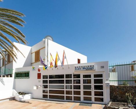Las Brisas Bungalows