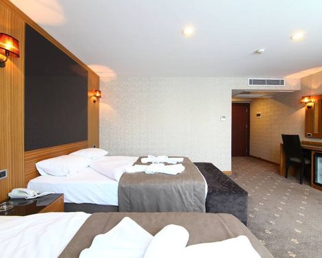 Monaco Hotel-1