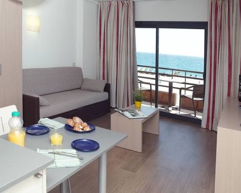 Almirall Apartaments