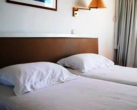 Sun Hall Beach Hotel Apts