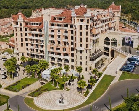 Royal Castle Design & Spa-1
