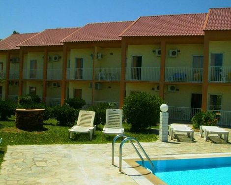Aggelos Family Hotel