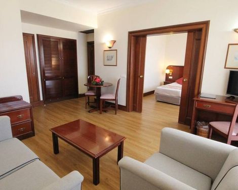 Suite Hotel Jardins d'Ajuda-1