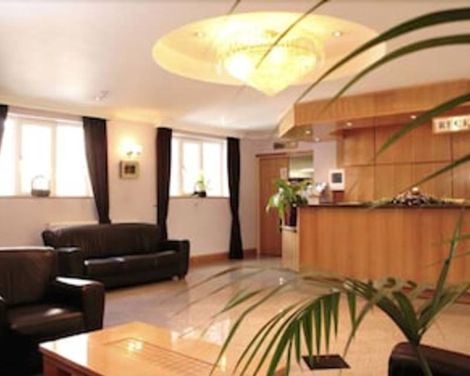 Parkside International-0