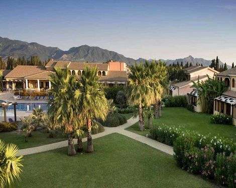 Lantana Resort Hotel & Apartments