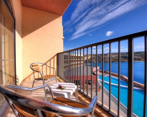 Paradise Bay Resort