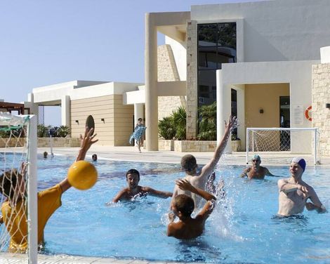 Grand Hotel Holiday Resort