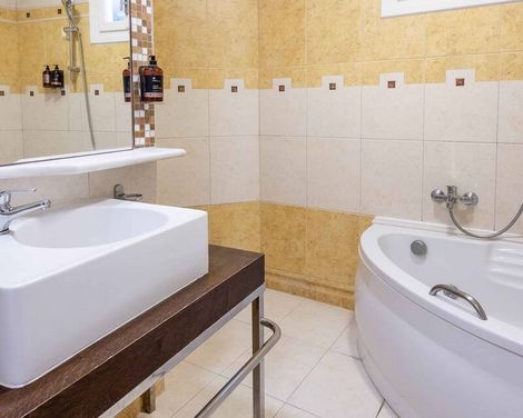 Orizontes Hotel & Villas
