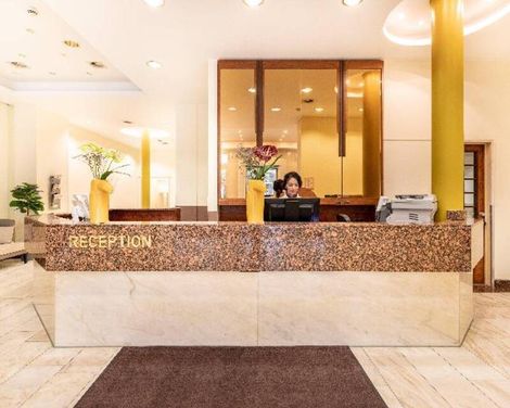 Garner Hotel Düsseldorf - Main Station