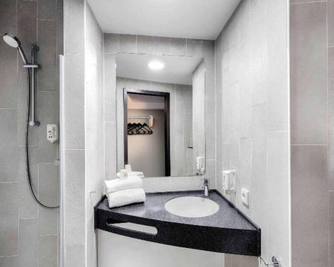 B&B HOTEL Köln-Messe