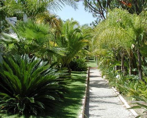 Ria Park Garden Hotel