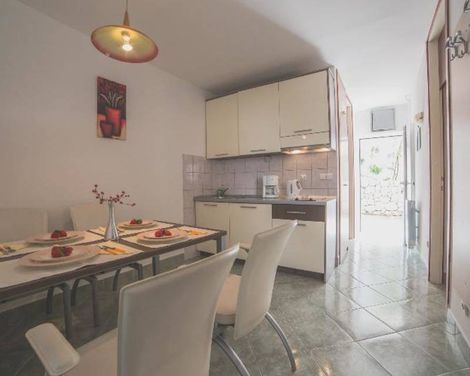 Apartments Lavica Beach Dumicic-0