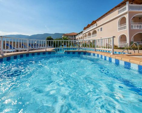 Hotel Plessas Palace