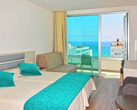 Melini Hotel Suites