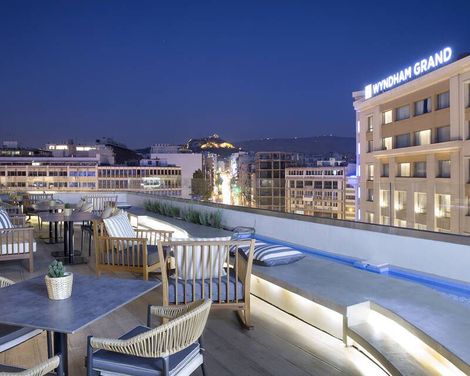Zeus Essence Wyndham Athens Residence