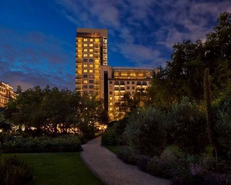 Jumeirah Carlton Tower