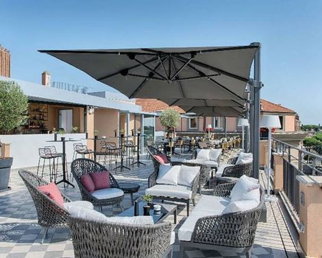 Hotel NH Collection Roma Fori Imperiali-1