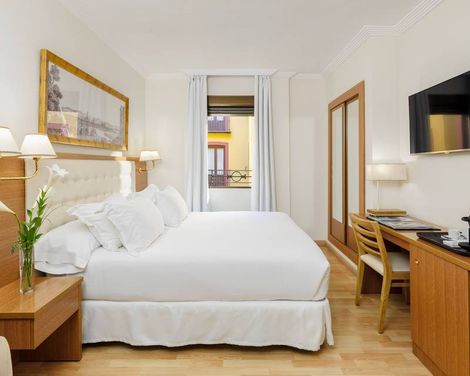 H10 Corregidor Boutique Hotel