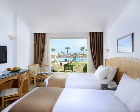 Beach Albatros Resort