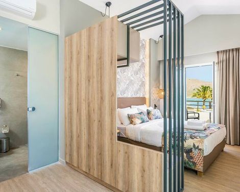 Mare Blue & Suites Hotel