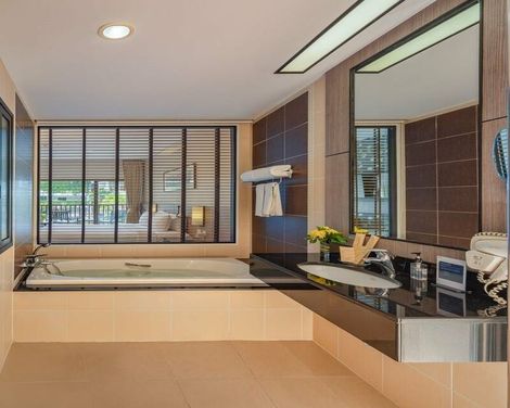 Deevana Plaza Phuket Patong