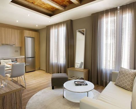 Barcelona Apartment Milà-2