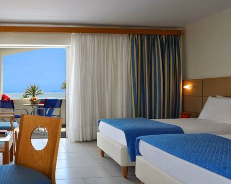 Kinetta Beach Resort & Spa