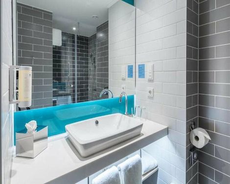 Holiday Inn Express Dusseldorf - Hauptbahnhof