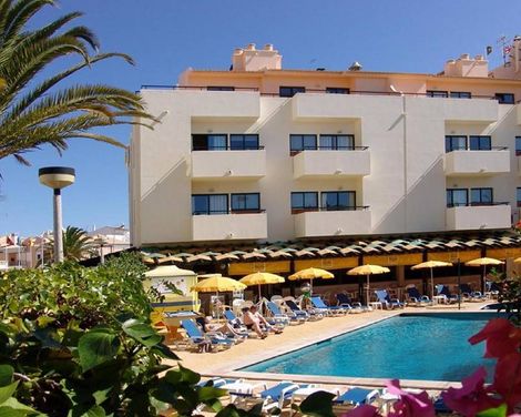 Oceanus Aparthotel