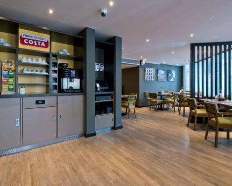 Premier Inn London Southwark (Borough High St)