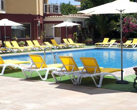 Moon Dreams Fuengirola Hotel-1