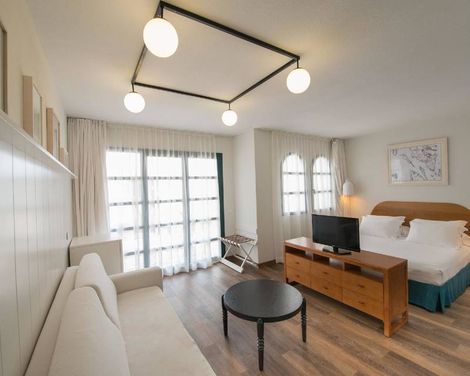 H10 Ocean Suites-3