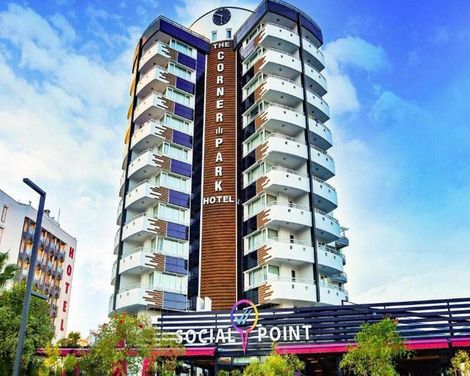 The Corner Park Hotel-1