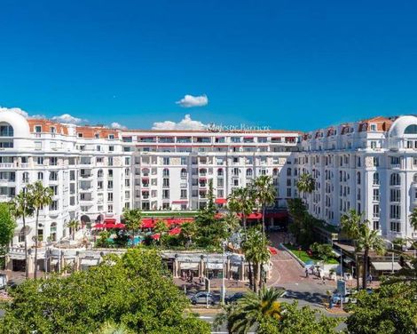 Hôtel Barrière Le Majestic Cannes-1