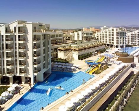 Royal Atlantis Spa & Resort