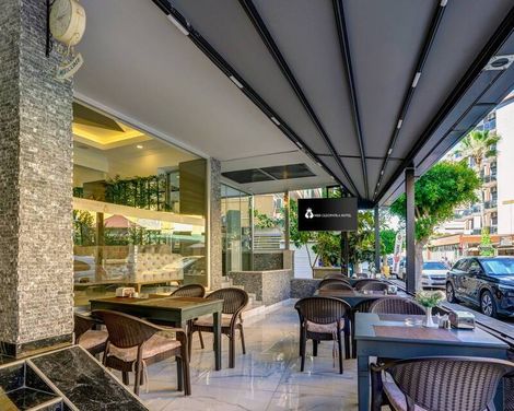 Miss Cleopatra Hotel