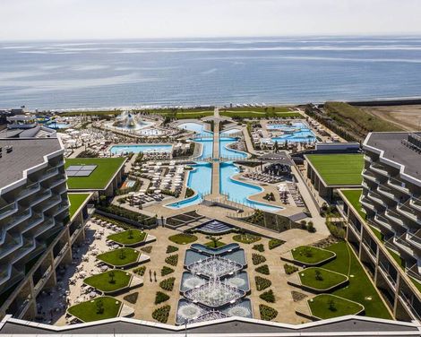 Wave Resort
