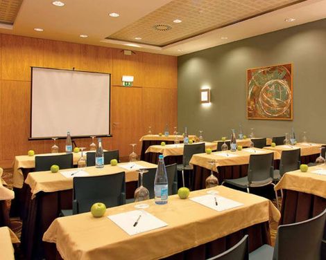 Mercure Lisboa Almada-0