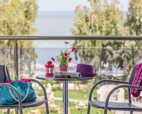 Golden Coast Hotel & Bungalows-0