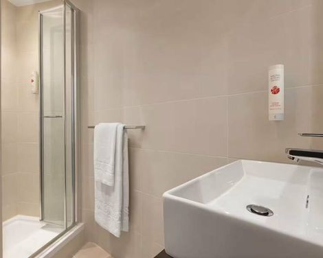 Ramada by Wyndham Cobham-0