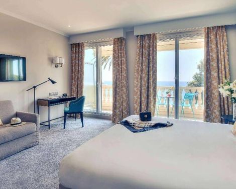 Mercure Nice Marche aux Fleurs