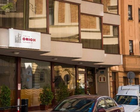 Hotel Orion Varkert