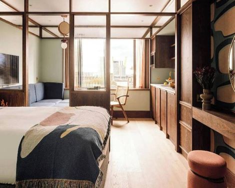 Locke London Canary Wharf