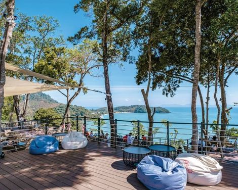 Sinae Phuket Luxury Hotel