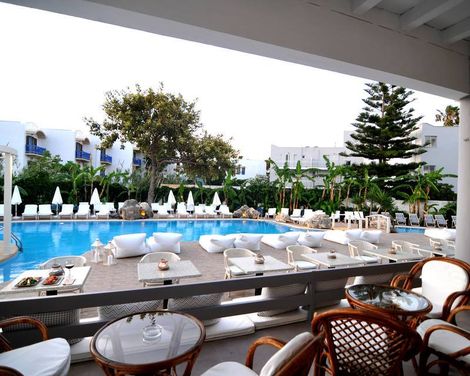 Palm Beach Hotel