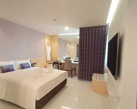 Evergreen Laurel Bangkok-0