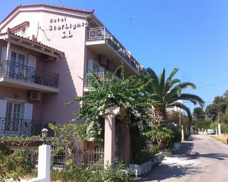 Starlight Hotel-0
