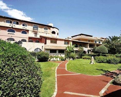 Colonna Beach Hotel & Apartments