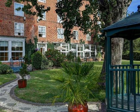 Best Western Welwyn Garden City Homestead Court Hotel